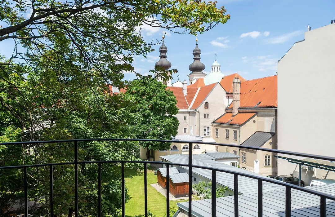 The Levante Rathaus Apartments-1