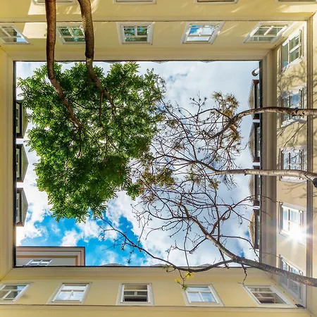The Levante Rathaus Apartments-2